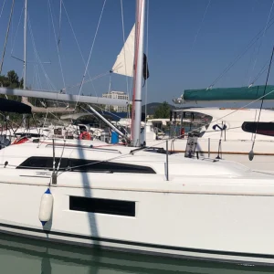 Beneteau Oceanis 30.1