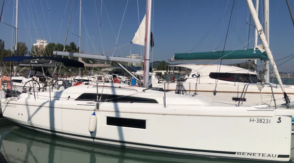 Beneteau Oceanis 30.1