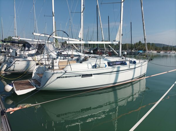 Bavaria 33